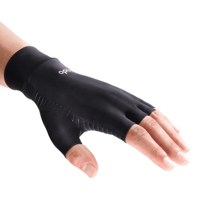 Frido Orthotics Compression Gloves - Frido view 2