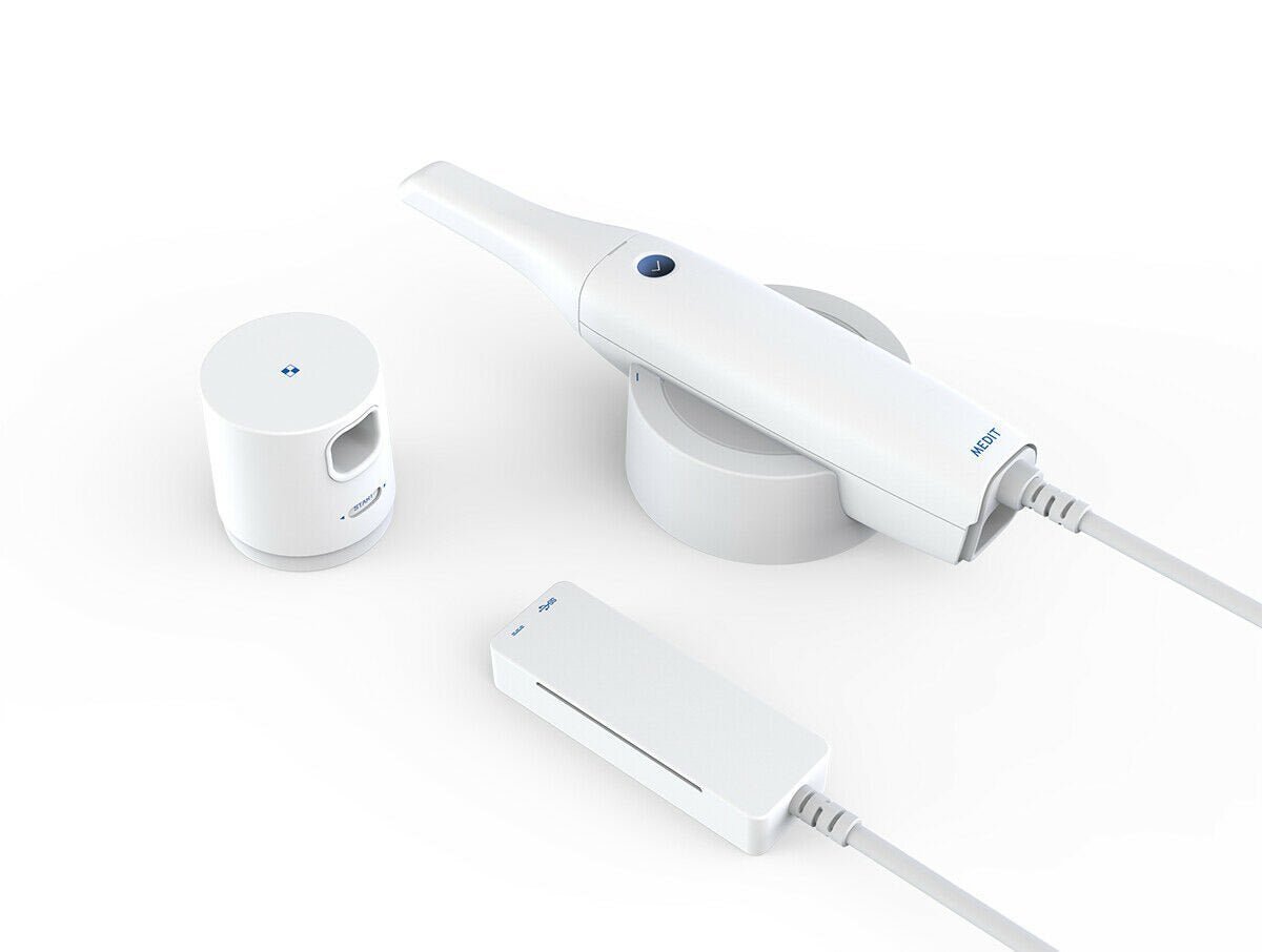 Medit i500 Intra Oral Sacnner - Global Surgicals